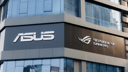 ASUS-Exclusive-Store-khai-truong.jpeg